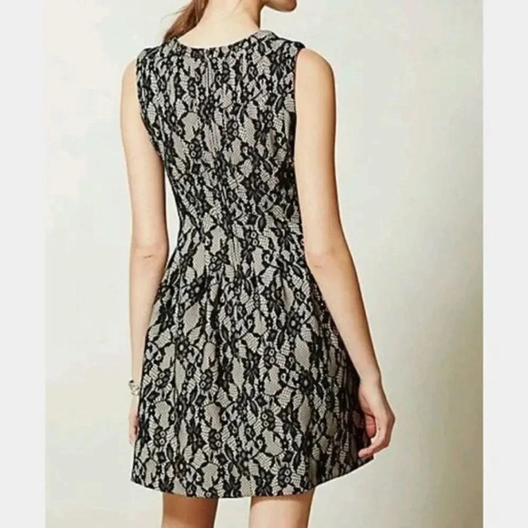 HD in Paris - Anthro Black & Cream Lace Fit & Flare Dress Women's Size Medium - Picture 7 of 7